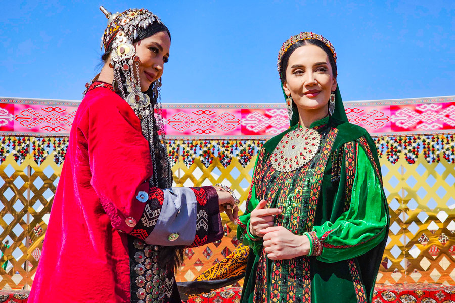 Turkmen Women Your Dream Vacation