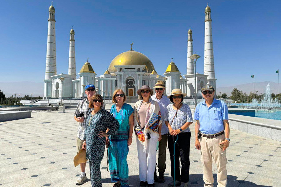 Turkmenbashi Ruhy Mosque near Ashgabat Is Turkmenistan Worth Visiting?