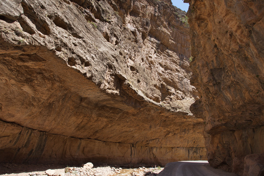 Derbent Canyon, Байсун