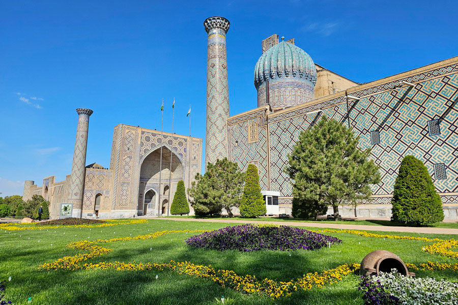 When is the Best Time to Visit Uzbekistan? Spring in Samarkand