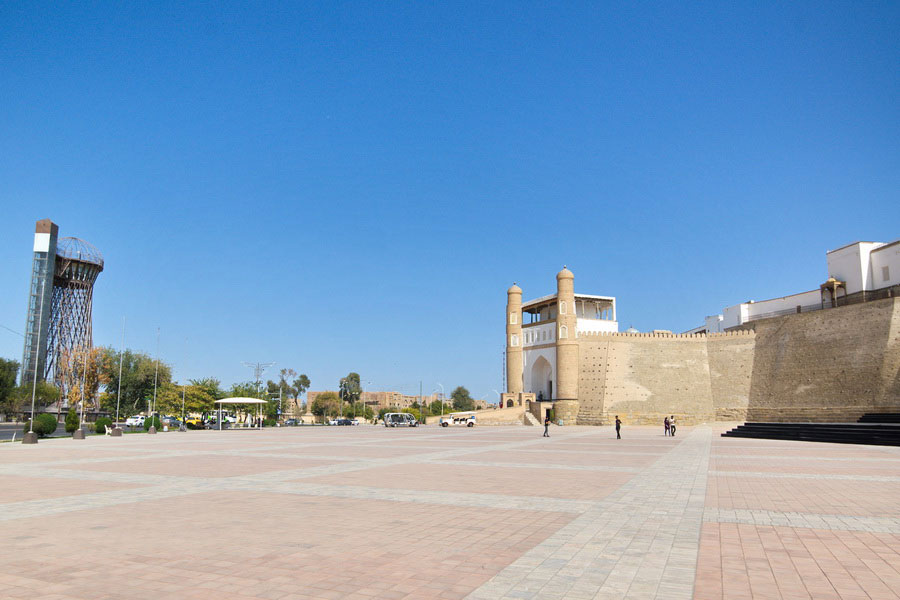 Площадь Регистан, Бухара