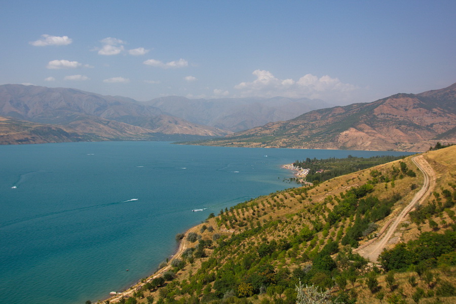 Embalse de Charvak, cerca de Tashkent