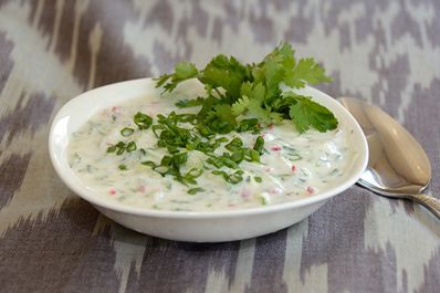 Vesenniy (ensalada de primavera), comida uzbeka