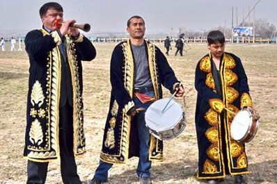 Darboz performance of rope-walkers, Uzbekistan