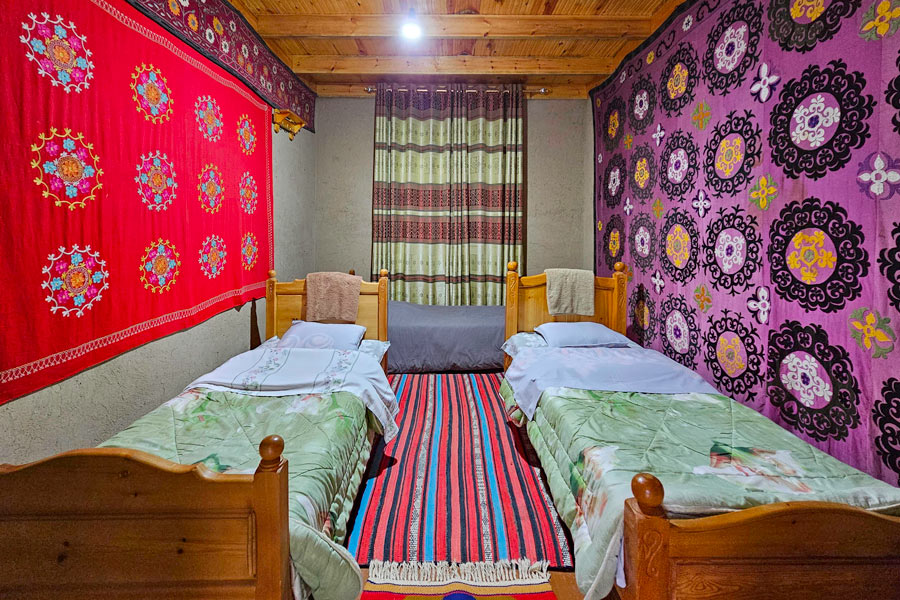 Uzbek Handicrafts: Nurata Embroidery