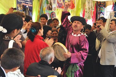 Фестиваль «Асрлар садоси», Узбекистан