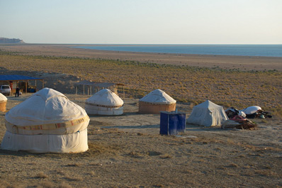 Camp de yourtes, Le camp de yourtes Mer d