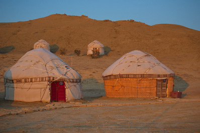 Camp de yourtes, Le camp de yourtes Mer d