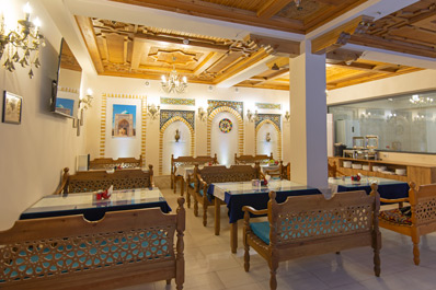 Restaurant, Hotel Al-Hayat