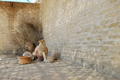 Decorations, Amulet Hotel