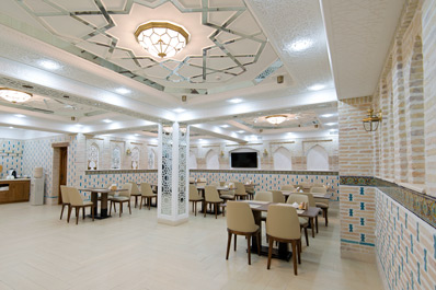 Restaurant, Hotel Emerald