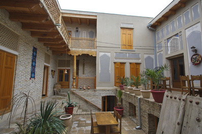 Courtyard, Kavsar Hotel