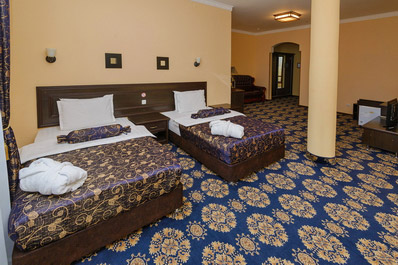Deluxe, Minorai-Kalon Hotel