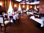 Restaurant, Hôtel Charos DeLuxe Resort