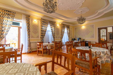 Restaurant, Darvaza Hotel