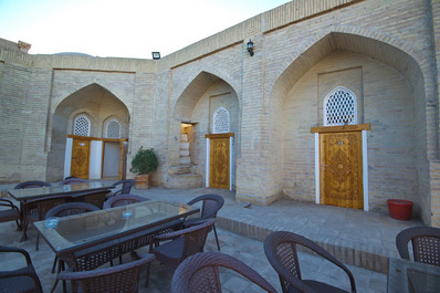 Courtyard, Muso To’ra Hotel