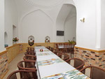 Restaurant, Hôtel Polvon Qori
