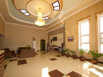 Salle, Hôtel Shokhjakhon