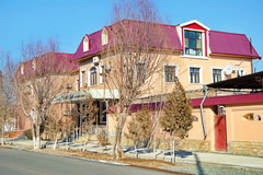 Hotel, Hôtel Jipek Joli
