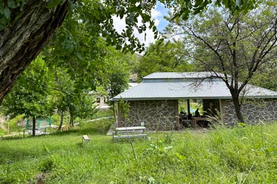 Pavillon, Gasthaus Muso Baraka Nur