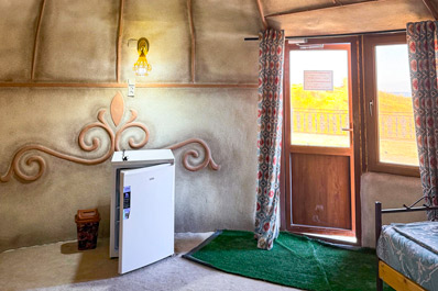 Yourte, Le camp de yourtes Safari