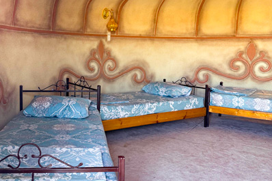 Yourte, Le camp de yourtes Safari