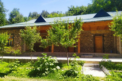 Yahshigul Guest House