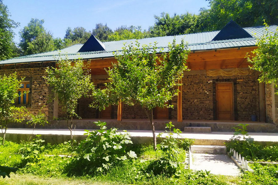 Yahshigul Guest House