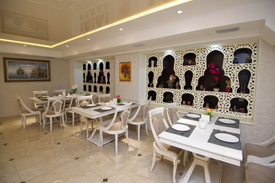 Restaurant, DiliMah Premium Luxury Hotel