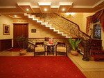 Hall, Bek Hotel