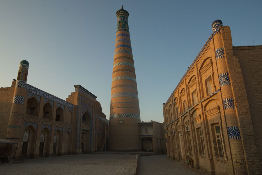 Climb Islam Hodja Minaret