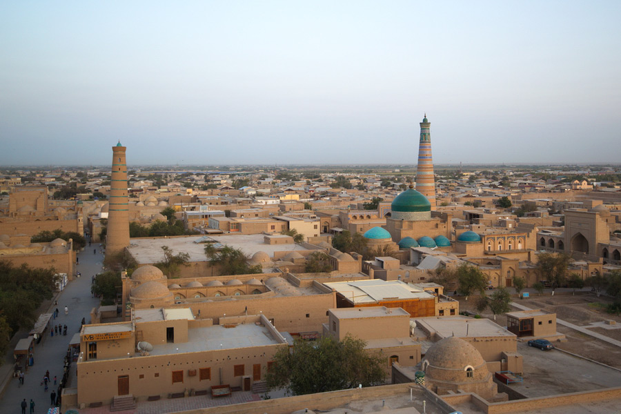 10 Monumentos y Sitios de Interés en Khiva (Jiva)