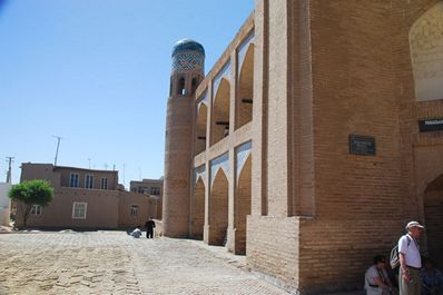 Médersa Kutlug-Murad-inak, Khiva, Ouzbékistan
