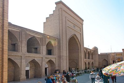 Shergazi-Khan  Madrasah, Khiva