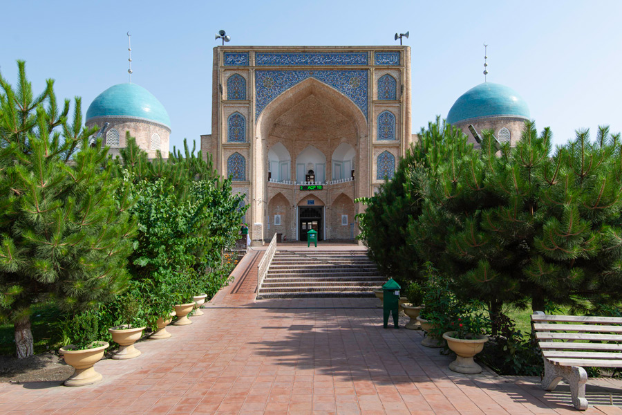 Norbut-biy Madrasah, Kokand