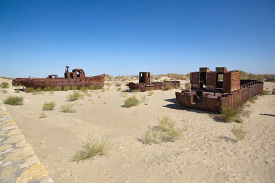 Ships cemetery, Muynak