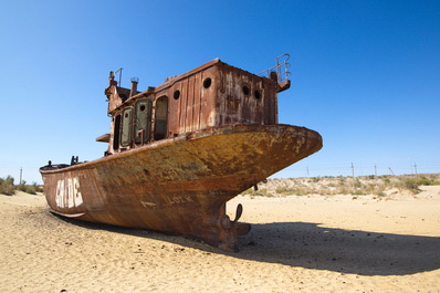 Cementerio de barcos, Muynak