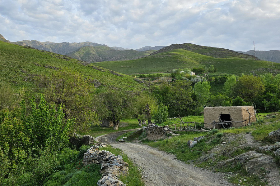 Asraf Village, Nurata Mountains