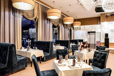 Интерьер ресторана, Истиклол