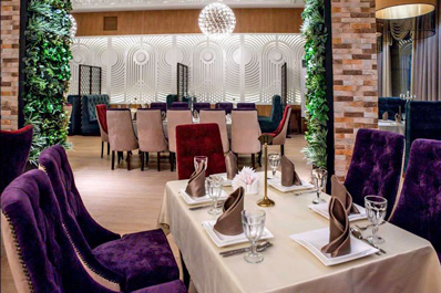 Интерьер ресторана, Истиклол