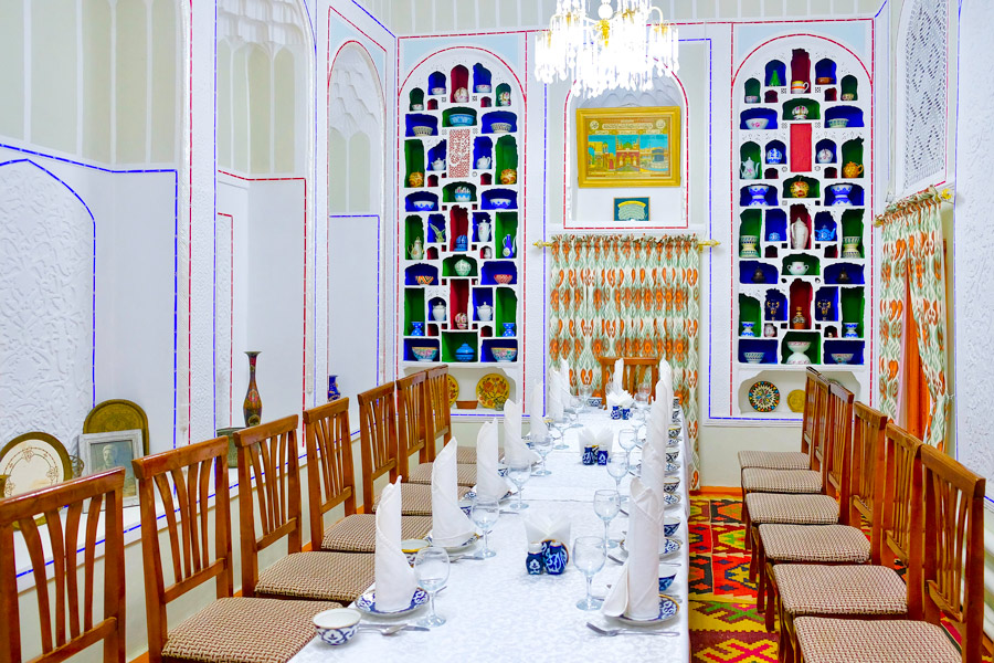 Laziz House Restaurant