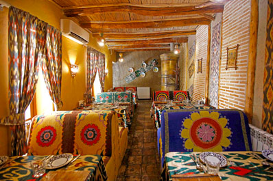 Интерьер ресторана, Old Bukhara