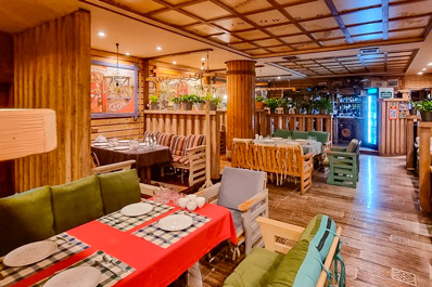 Interior, Traktir Restaurant