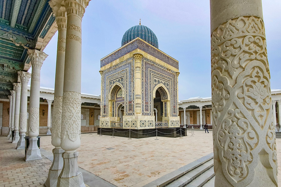 Mausoleo dell'Imam al Bukhari vicino a Samarcanda