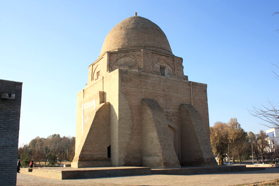 Rukhabad Mausoleum, Samarkand