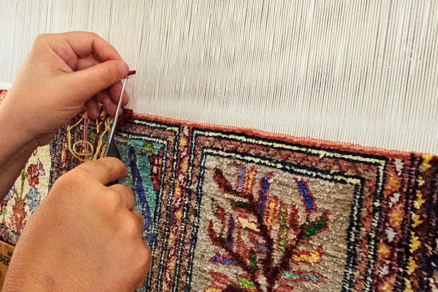 Silk carpet factory Hudjum, Samarkand