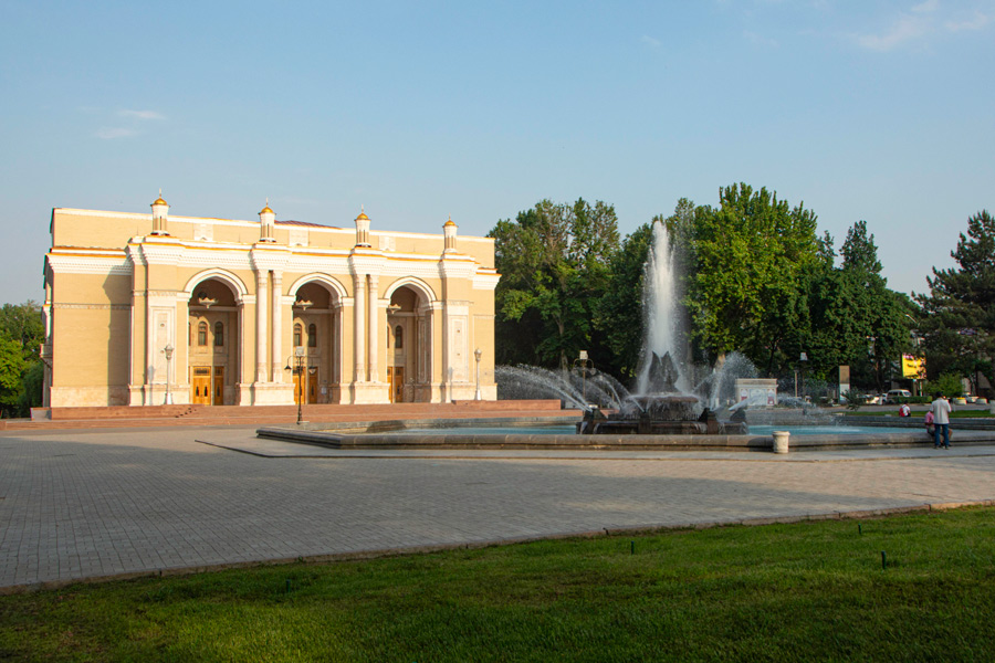 State Opera and Ballet Theatre named after Alisher Navoiy, Tashkent