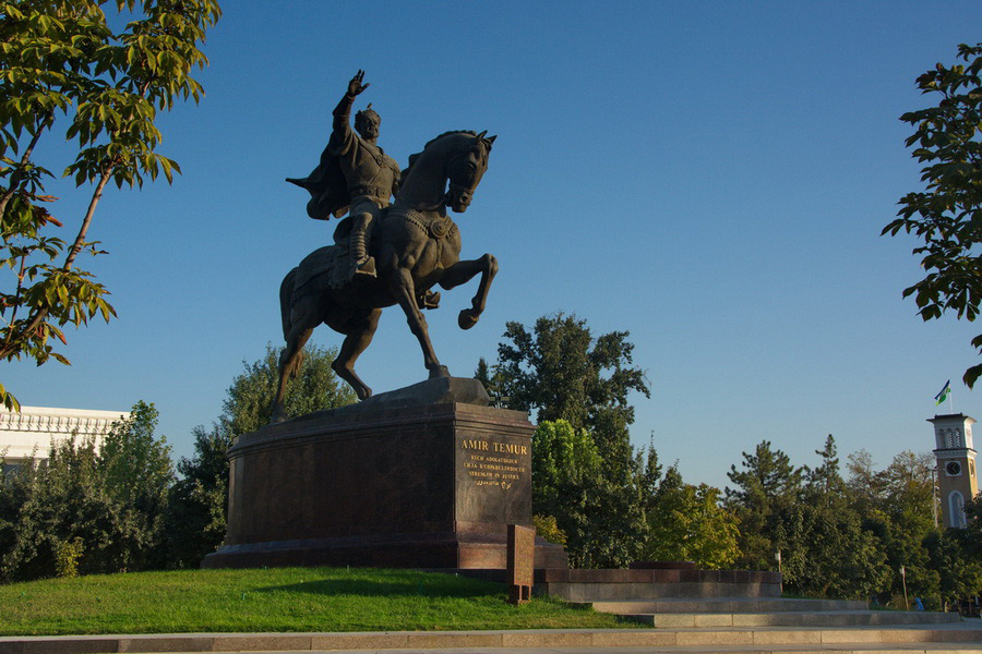 Place d’Amir Timur, Tachkent