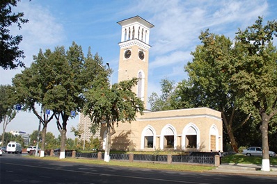 Place d’Amir Timur, Tachkent