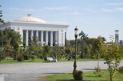 Place d’Amir Timur, Tachkent